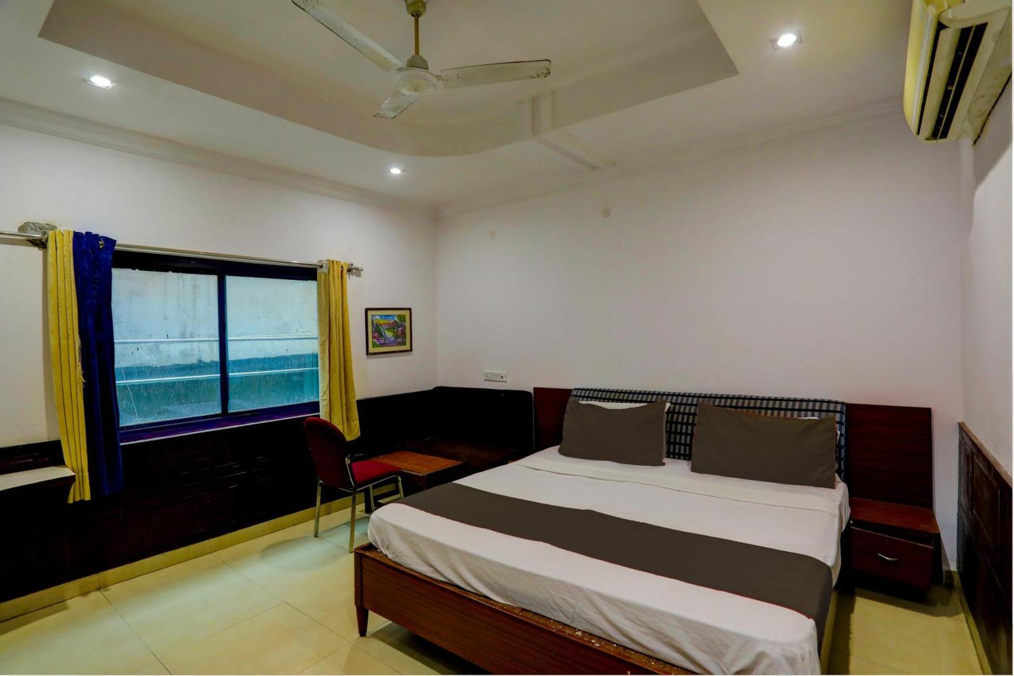 Hotel Monarch Inn Lucknow Extérieur photo