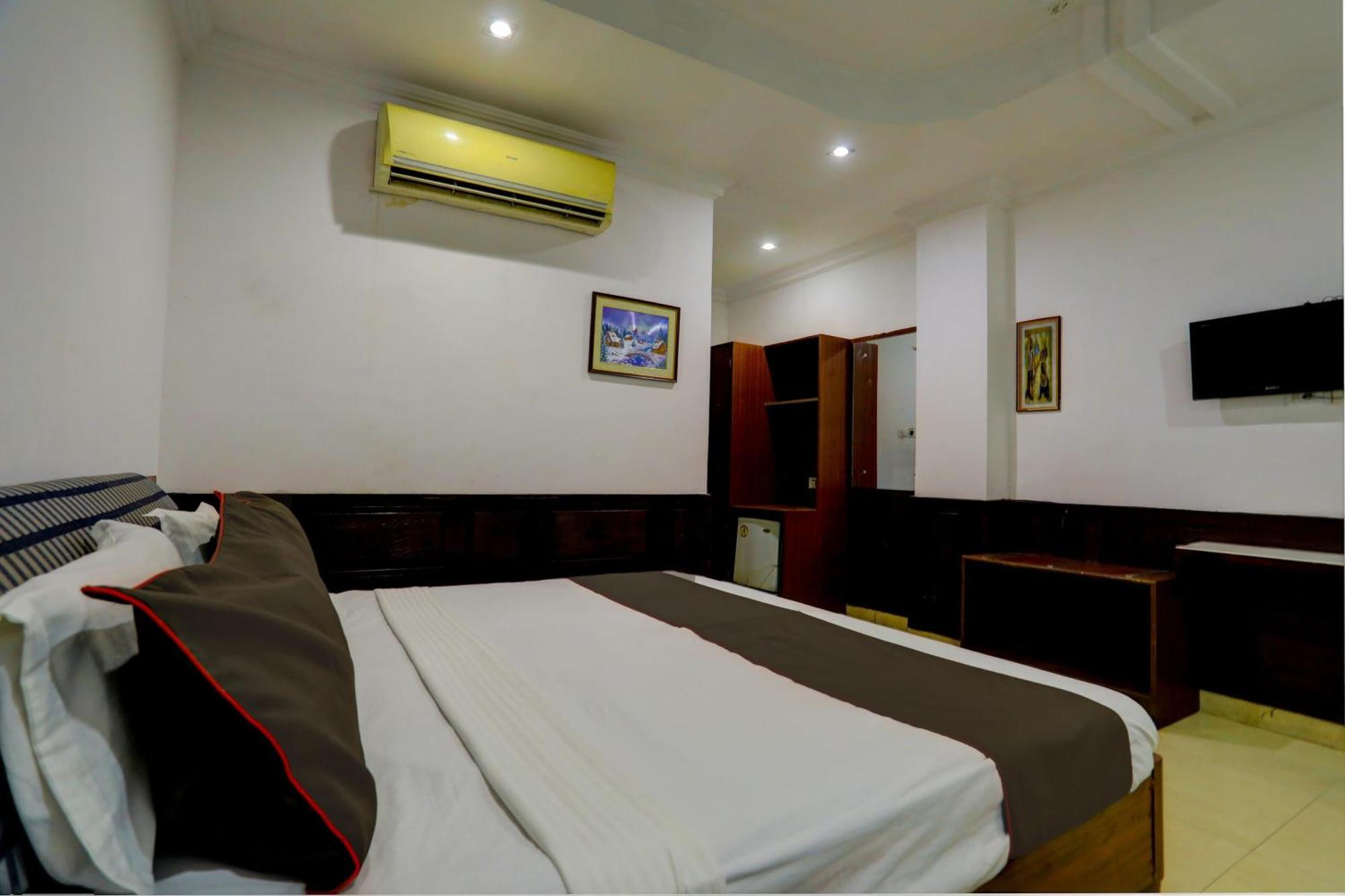 Hotel Monarch Inn Lucknow Extérieur photo