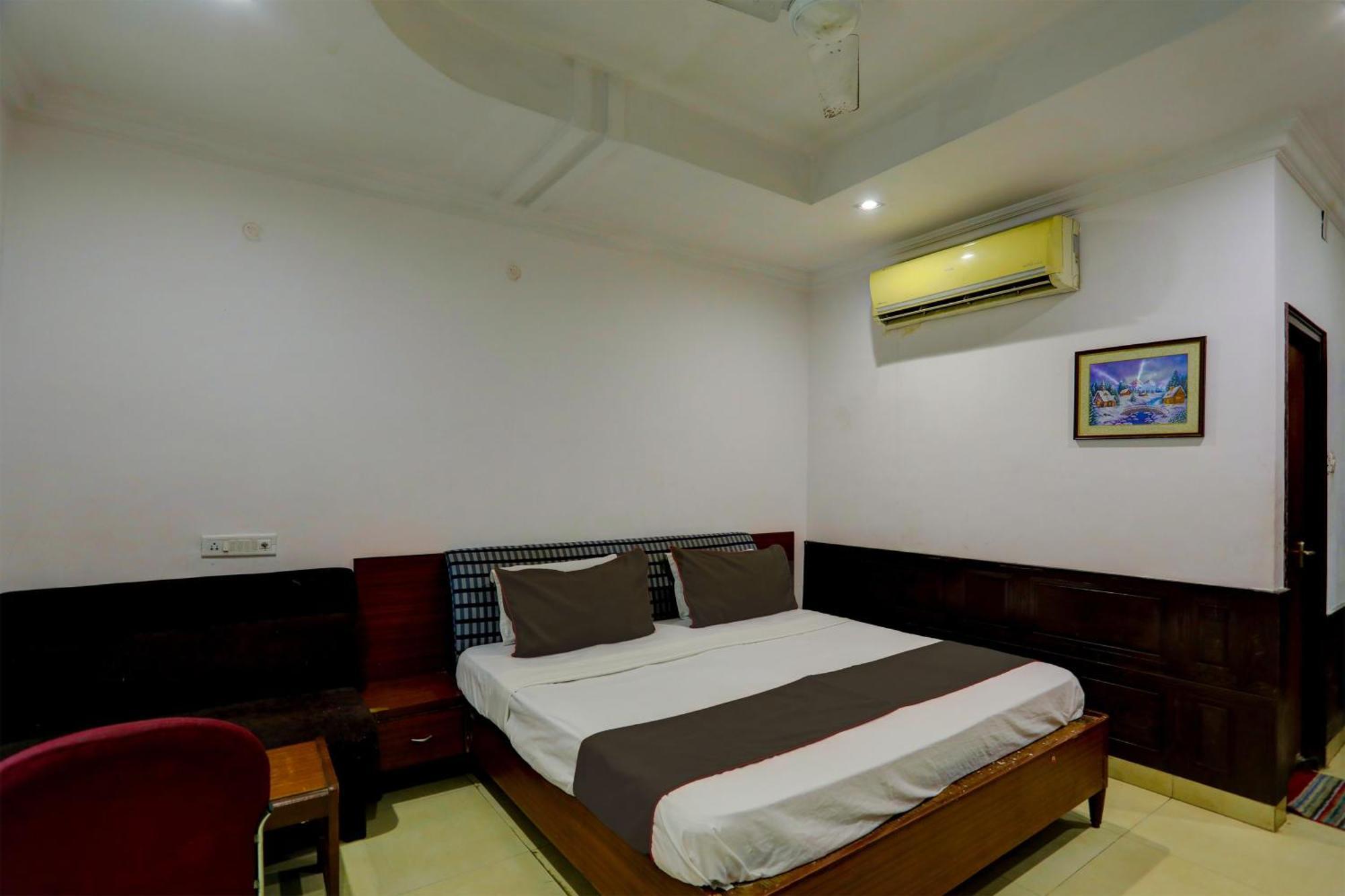 Hotel Monarch Inn Lucknow Extérieur photo