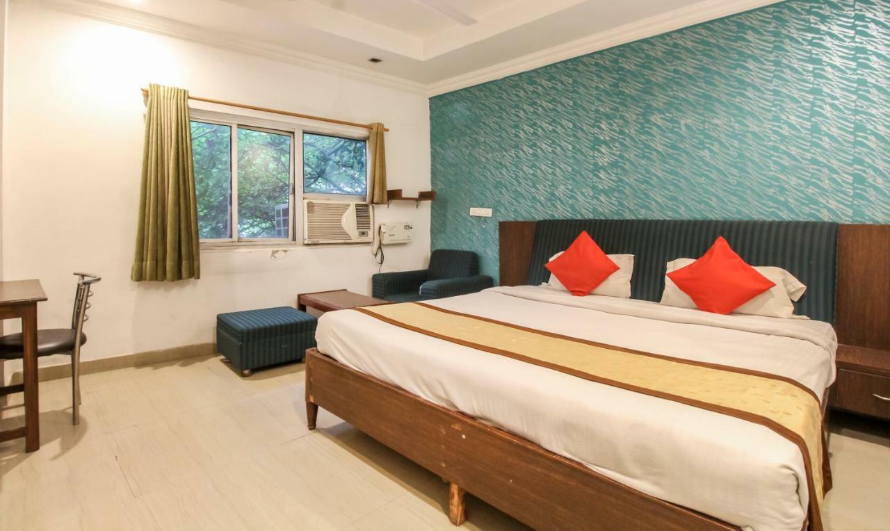 Hotel Monarch Inn Lucknow Extérieur photo