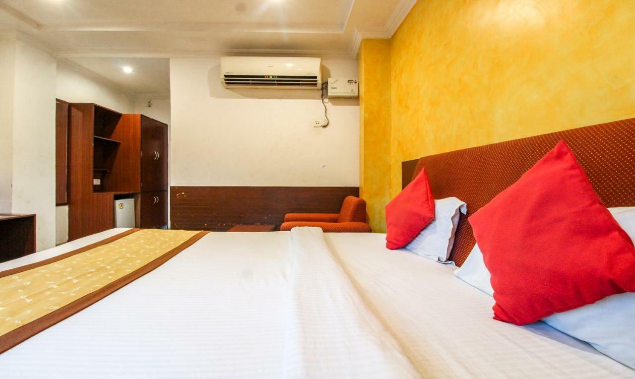 Hotel Monarch Inn Lucknow Extérieur photo