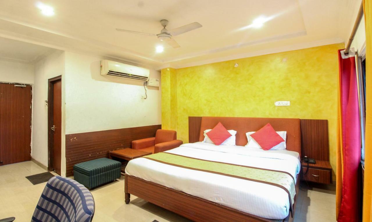 Hotel Monarch Inn Lucknow Extérieur photo